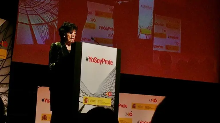 celaa ministra profe