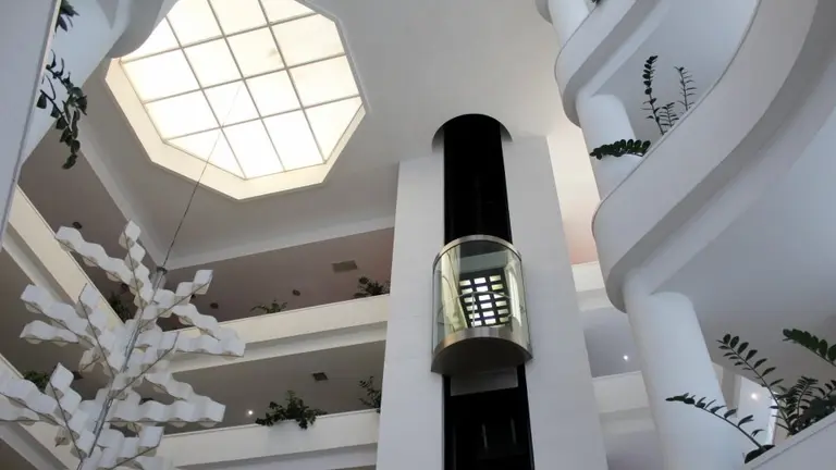 hotel puerta &aacute;frica