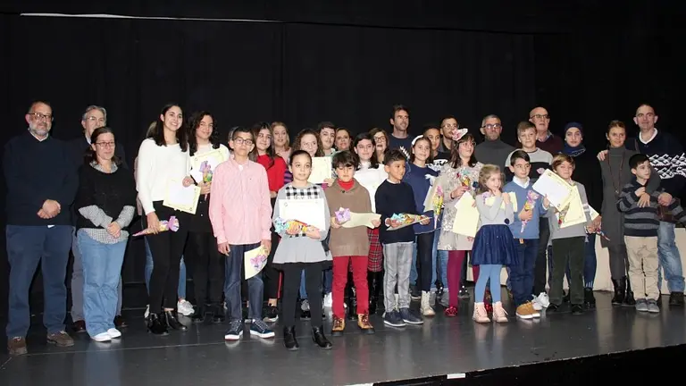 concurso postales navide&ntilde;as fampa 2019