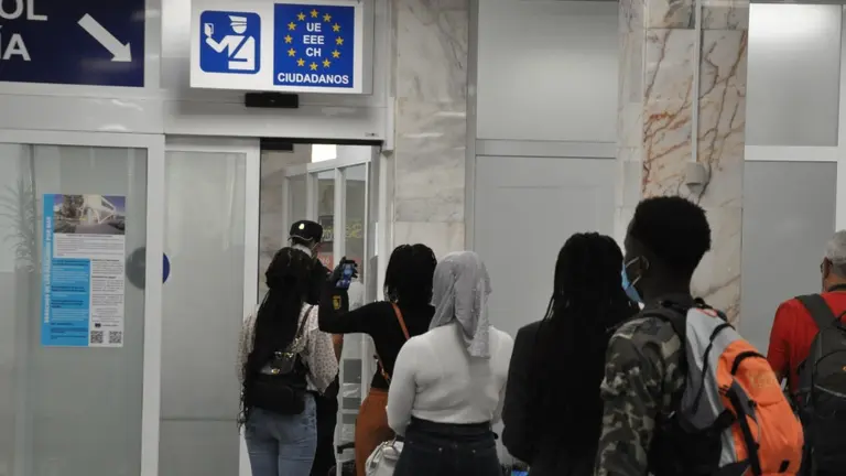 ceti migrantes puerto evacuacion jul2020