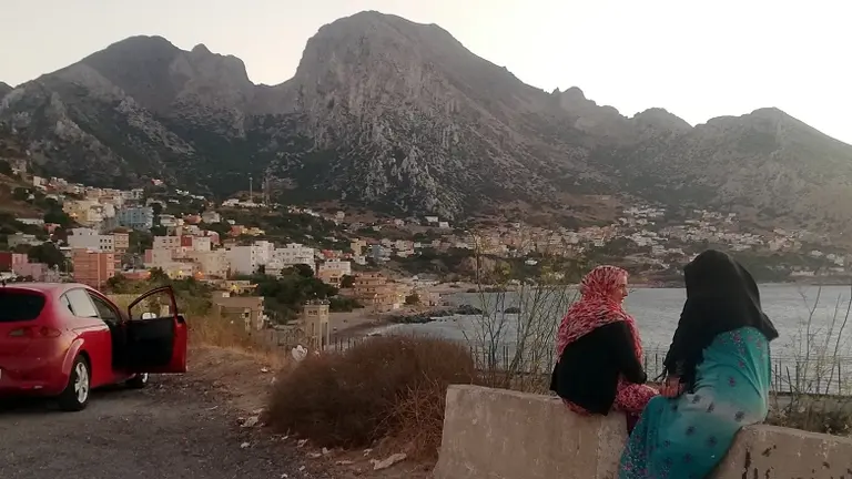 mujer muerta marruecos beliones apaisada