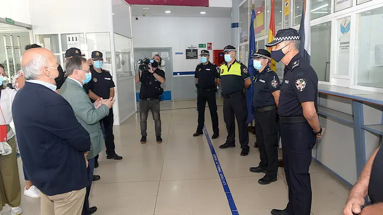 vivas polic&iacute;a local