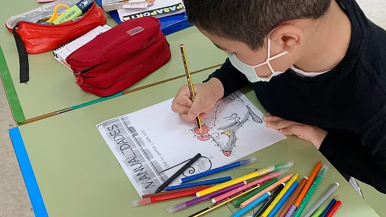 Educaci&oacute;n aula alumno estudiante  77