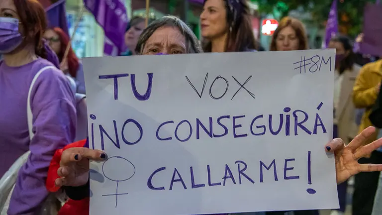 La manifestaci&oacute;n del 8M, en im&aacute;genes-15