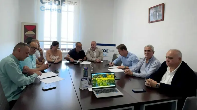  Firmado el convenio colectivo de Hosteler&iacute;a / CECE 
