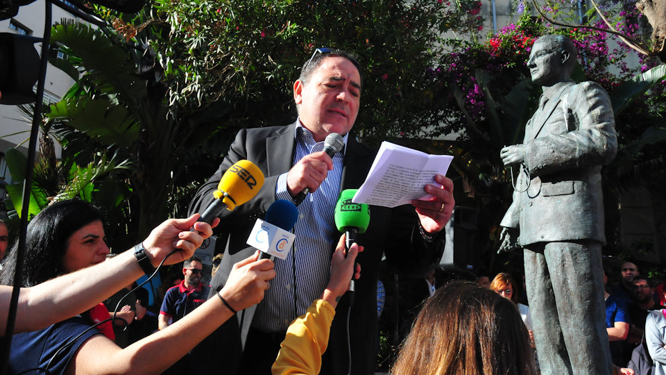 Protesta de empleados y empresarios por el caos de la frontera-9