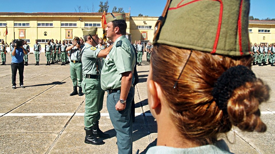 militar mujer legionaria recurso