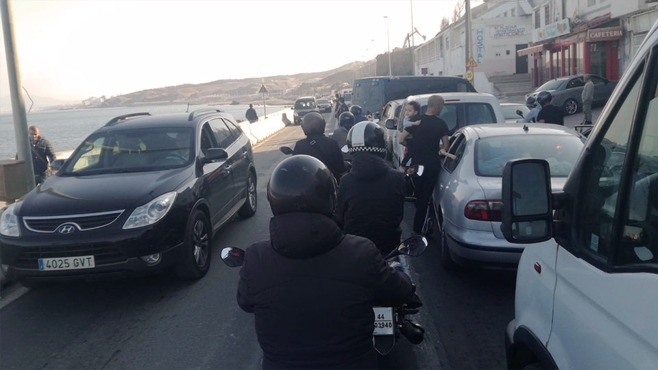 coches N352 atasco
