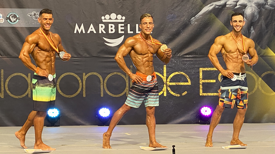 Tarik El Bouirtou y José Marcelo Hernandez ambos pertenecientes al equipo Catarecha Team del Gimnasio Spartan Gym Ceuta, campeones de culturismo