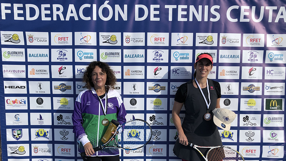 CAMPEONAS DE LA VI LIGA DE TENIS HEAD TOUR 2