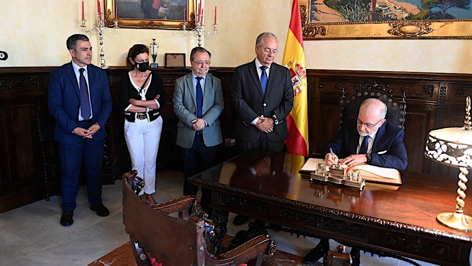 vivas xiol constitucional-01