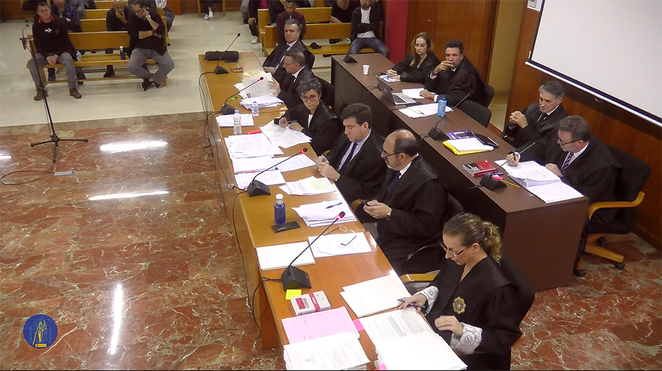 Fiscalía y defensas en el juicio por la Operación Montes