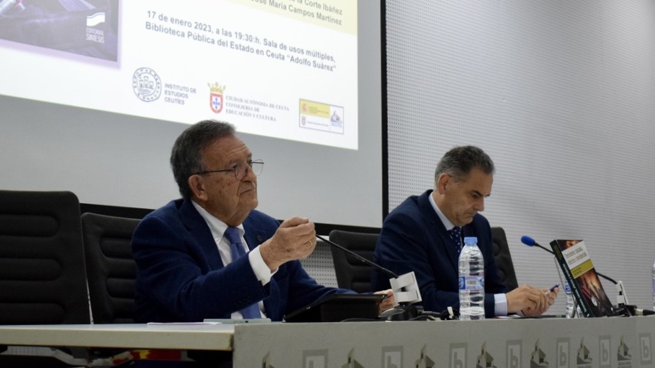 José María Campos y Óscar Jaime, durante la presentación de 'Terrorismo: causas, efectos y tendencias'