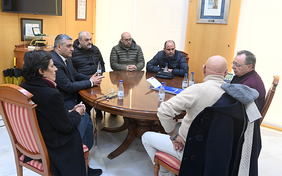 Reunión del sector del taxi con el Gobierno