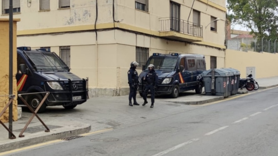Despliegue policial en Los Rosales