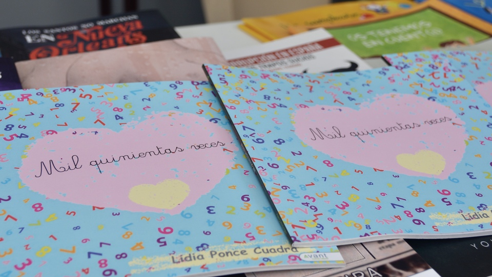 Lidia Ponce cuento mil quinientas veces feria libro asperger cheque donación