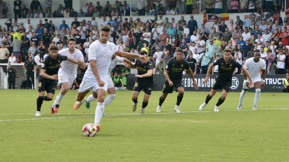 AD Ceuta CD Castellón Primera RFEF Alfonso Murube liga partido octubre 2023