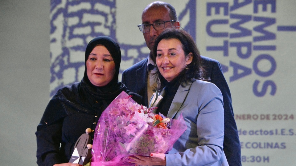 FAMPA madres padres alumnos premios Día Internacional Educación 2024