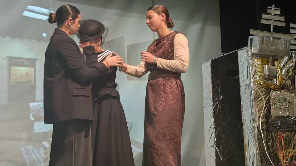 Obra teatro Madame Curie Siete Colinas