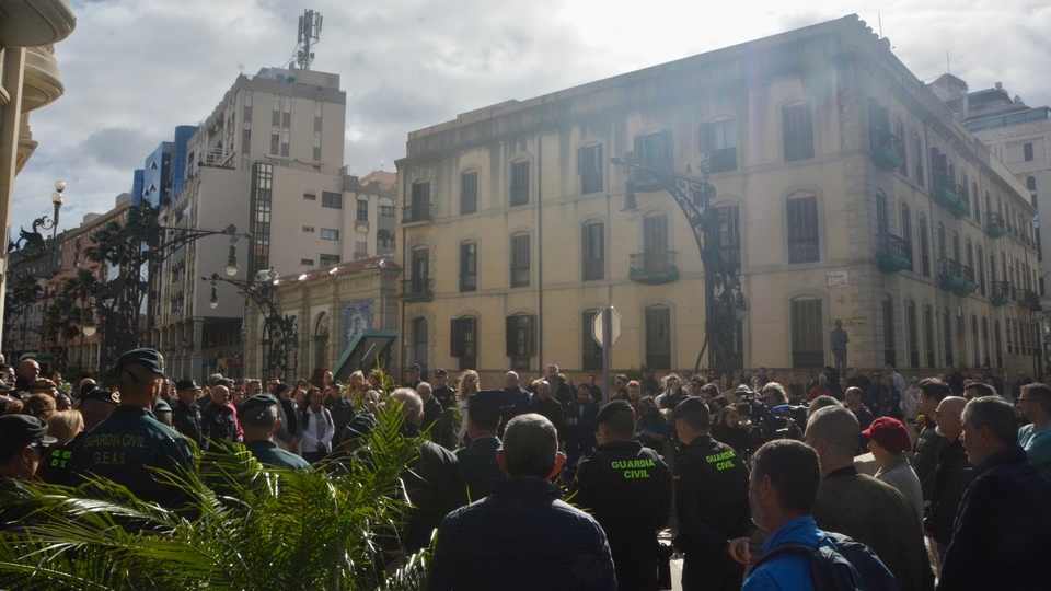 Guardia Civil minuto de silencio Ciudad Ayuntamiento muertos Barbate
