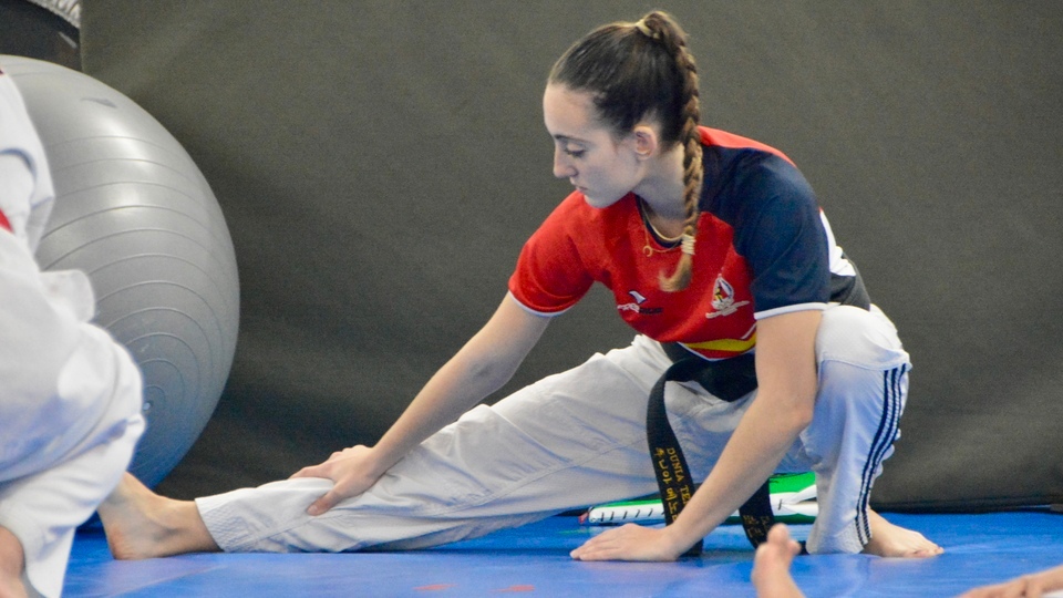 Dunia Tenorio entrevista reportaje taekwondo baloncesto entrenamiento