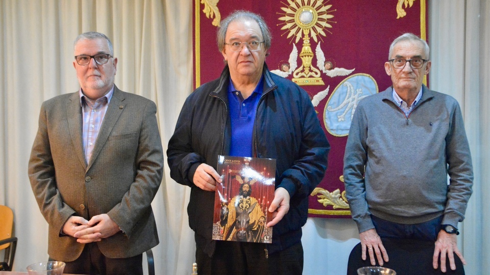Semana Santa Consejo de Hermandades y Cofradías presentación revista Cruz de Guía 2024