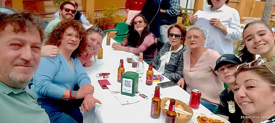 Una familia disfruta del 'Domingo Rociero'