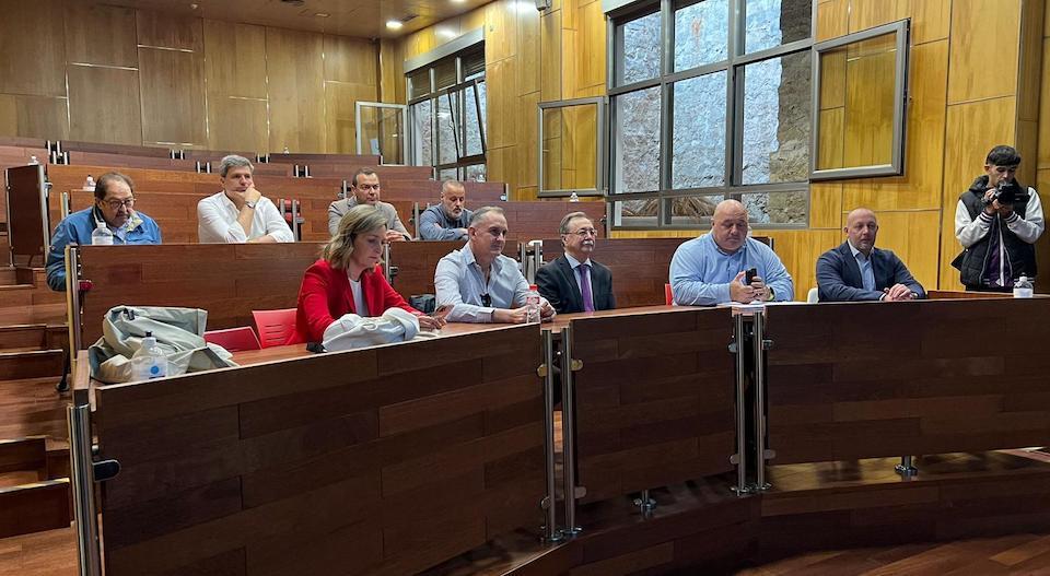 Participantes en la Mesa de Diálogo Social.