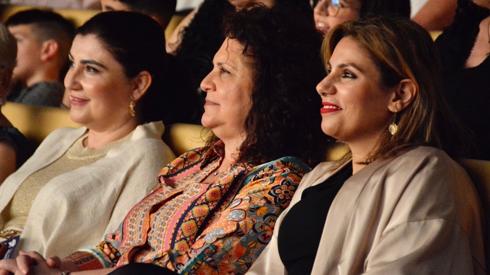 Albanta Teatro Auditorio Revellín Centro Asesor Mujer Servicios Sociales el extraterrestre