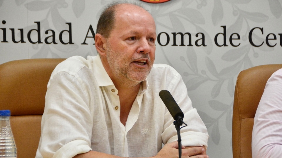 Miguel Martínez presentación Backyard Ultra Dos bahías 2024