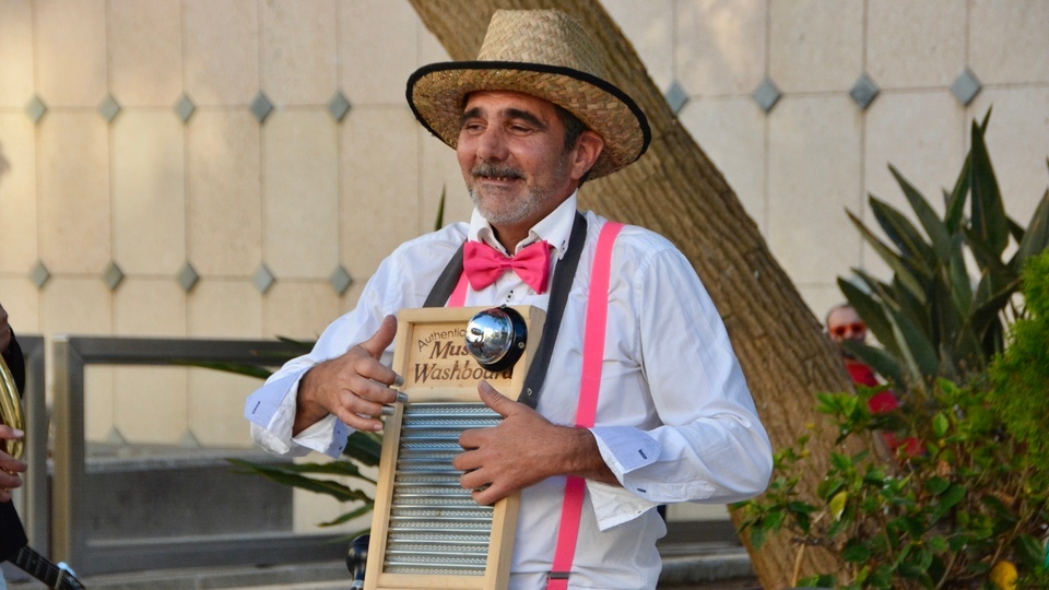 Jazz Día Europeo de la Música banda itinerante Jacare band 2024