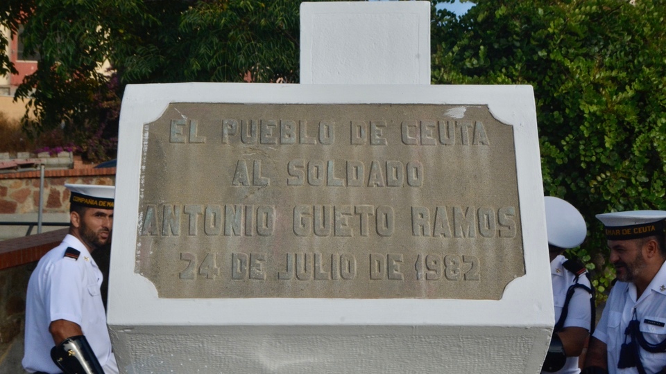 Comandancia General COMGECEU ejército militares homenaje ULOG Antonio Güeto 2024