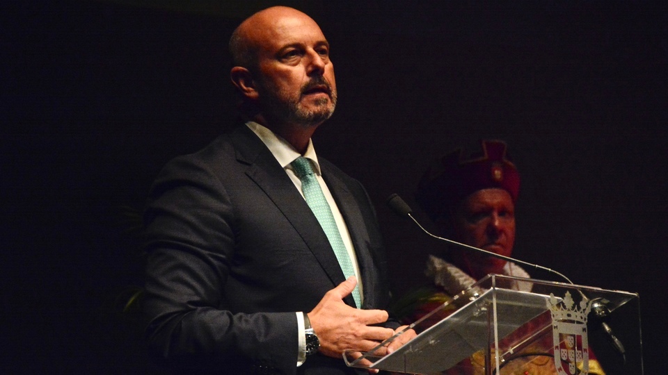 Día Ceuta autonomía medallas teatro auditorio revellín 2024
