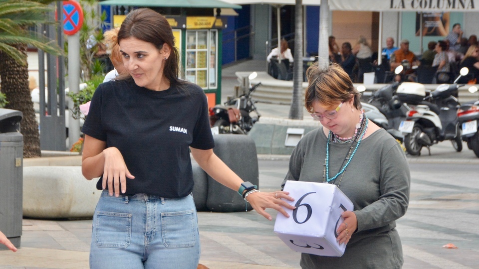 ACEPAS stand Día Internacional de las Personas Sordas 2024