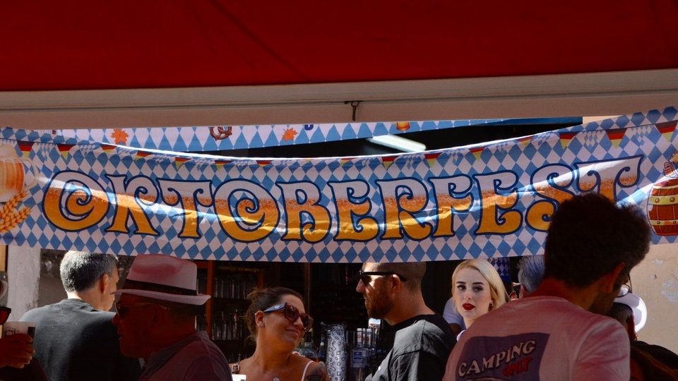 Oktoberfest 2024 plaza vieja la fábrica ceuta star