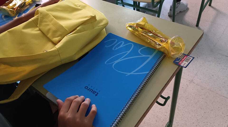 Clases para menores migrantes en el IES Abyla.