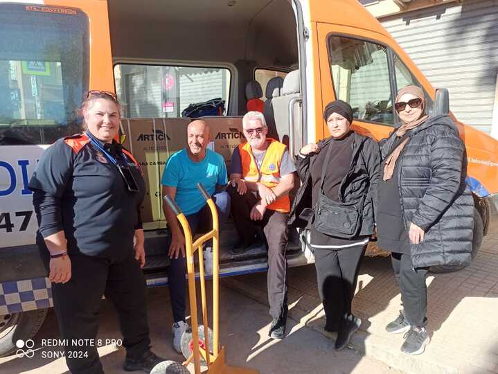 La Plataforma Solidaria de Ayuda Humanitaria para los Afectados por la DANA viaja en el puente a Valencia para donar electrodomésticos de primera necesidad6