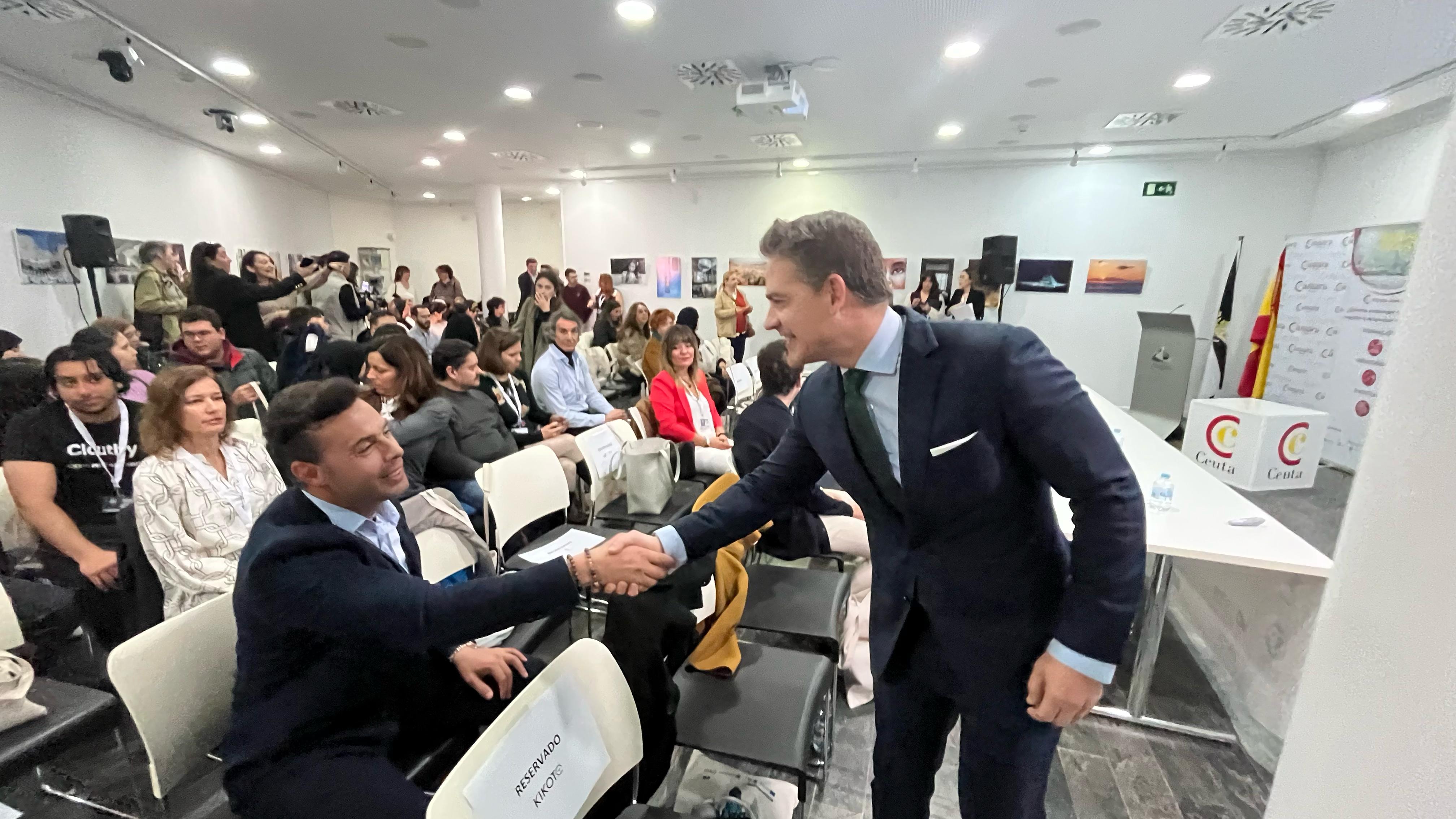 Karim Bulaix en el Demo Day de Impulsa Startups
