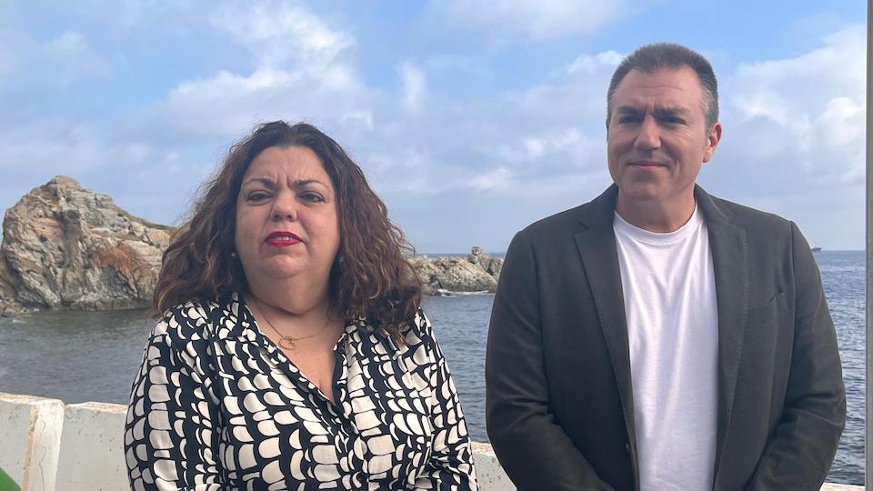 Cristina Pérez en la playa de Calamocarro.