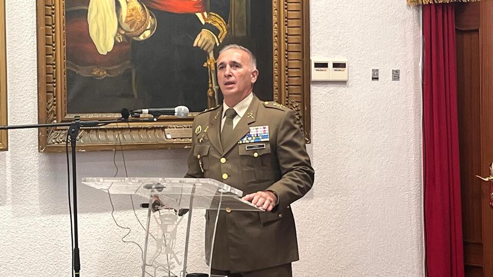 El Director del Instituto de Historia y Cultura Militar del Ejército de Tierra, el General de División Marcos LLago Navarro.
