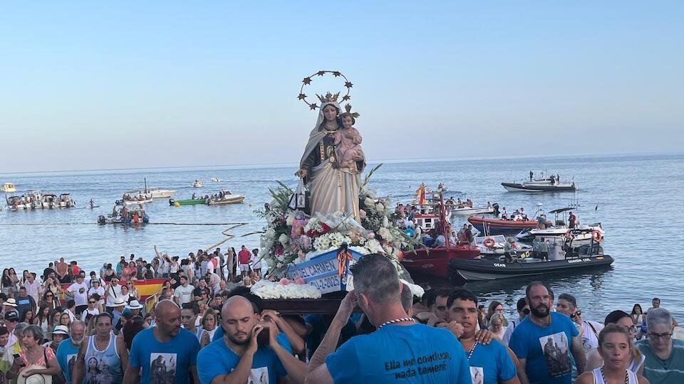 Procesión de la Virgen del Carmen de la Almadraba / M.R.