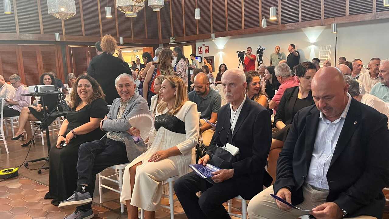 UGT entrega a título póstumo el premio 'La Latera' a Elisa Molinero (4)