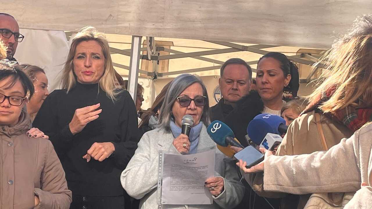 Cermi celebra el Día de la Discapacidad con la lectura de un manifiesto y un homenaje a Mercedes Medina (3)