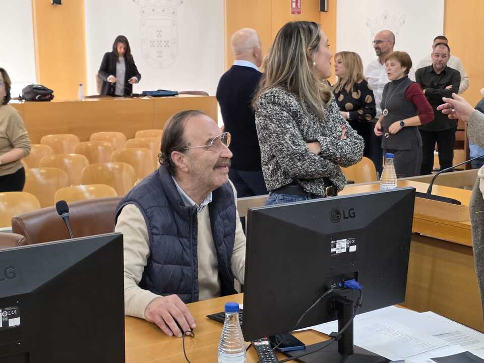Despedida en el Pleno al Jefe de Negociado de Actas, Francisco Muñoz Dyck (3)
