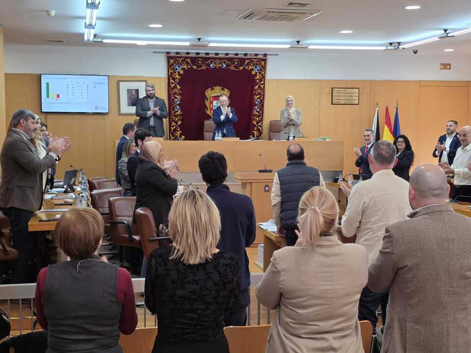 Despedida en el Pleno al Jefe de Negociado de Actas, Francisco Muñoz Dyck (4)