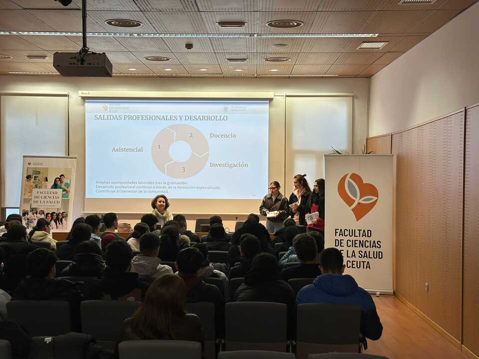 II Salón estudiantil y deorientación sobre el acceso a la universidad
