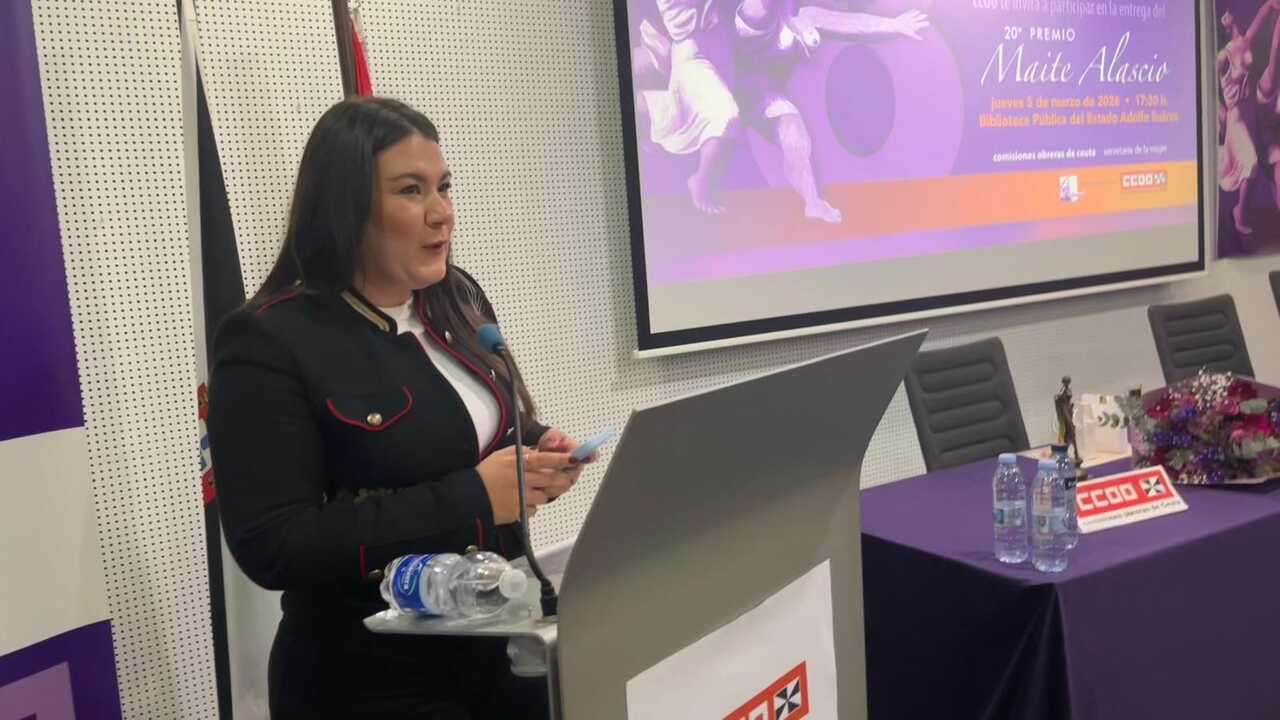 Toñi Palomo recibe el premio Maite Alascio de CCOO (3)