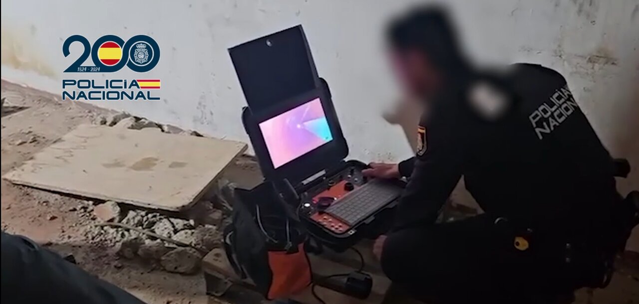Imágenes facilitadas por la Policía Nacional del segundo narcotúnel encontrado en el polígono del Tarajal (7)