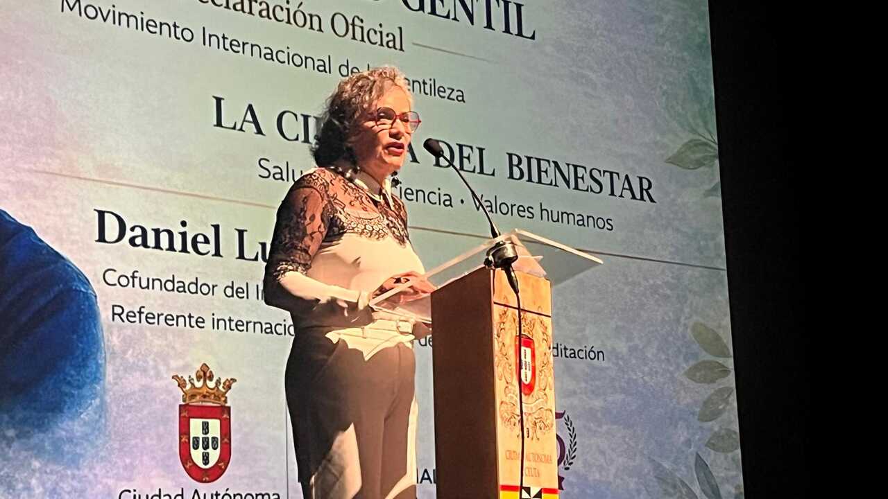 Dolores Escalante en la declaración oficial de Ceuta como 'Ciudad Gentil' (2)
