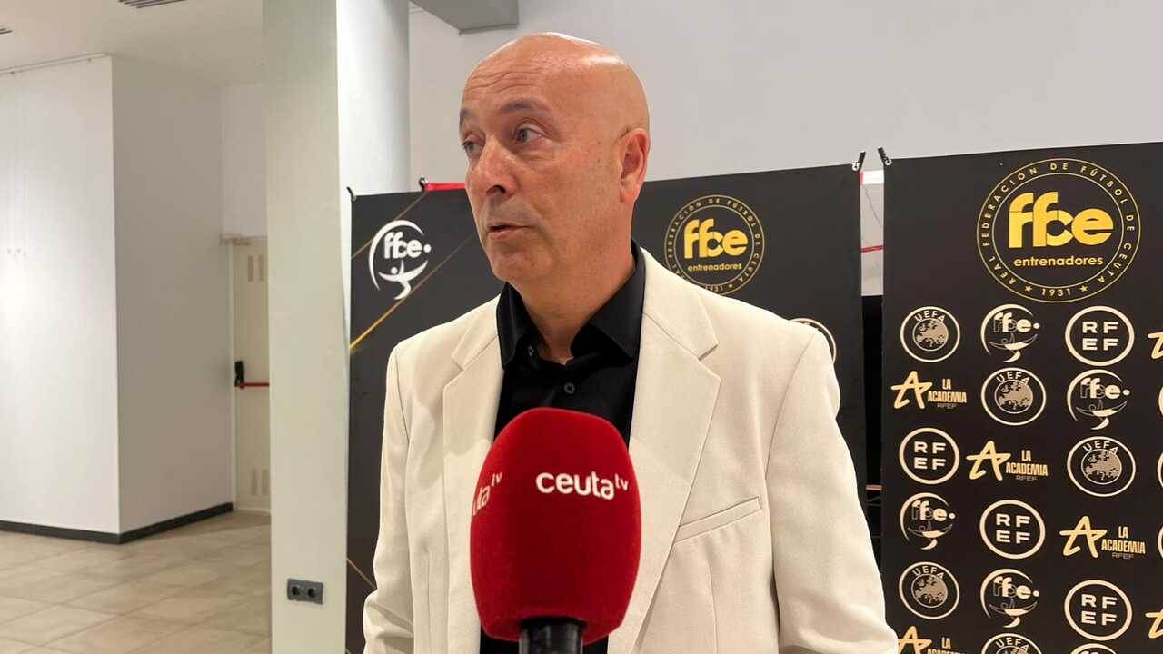 Homenaje a Regulares y a Bilal Ahmed.